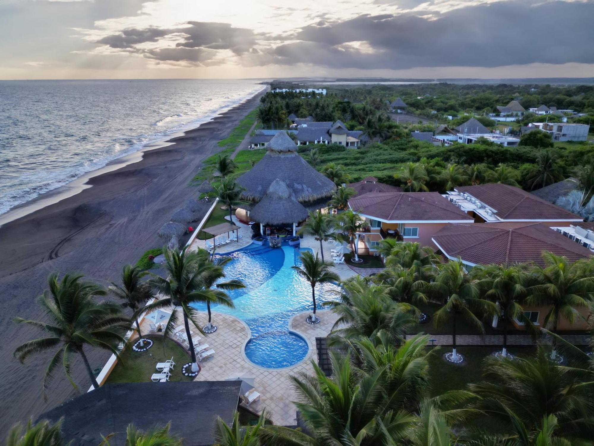 Hotel Cayman Suites Monterrico Kültér fotó