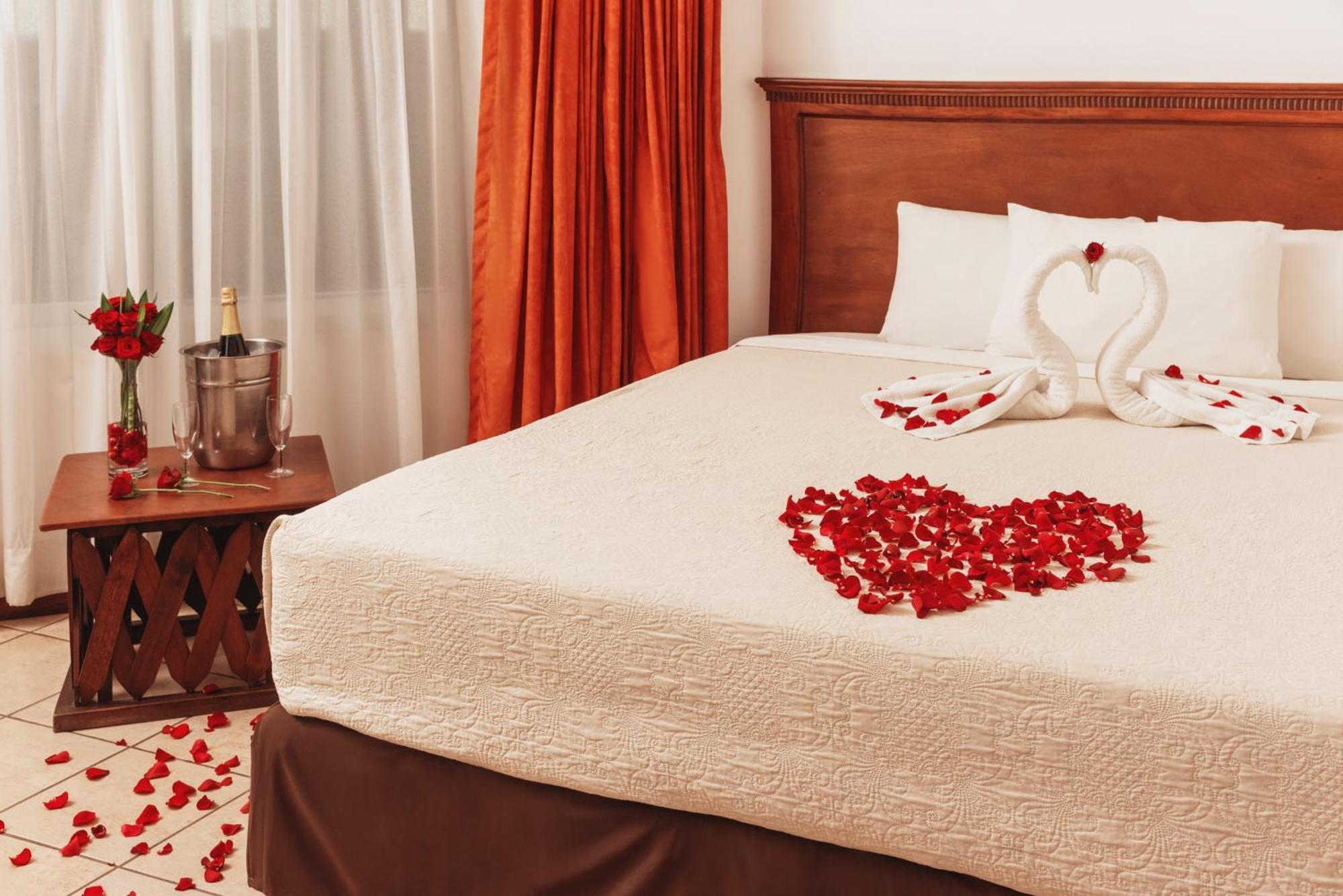 Hotel Cayman Suites Monterrico Kültér fotó