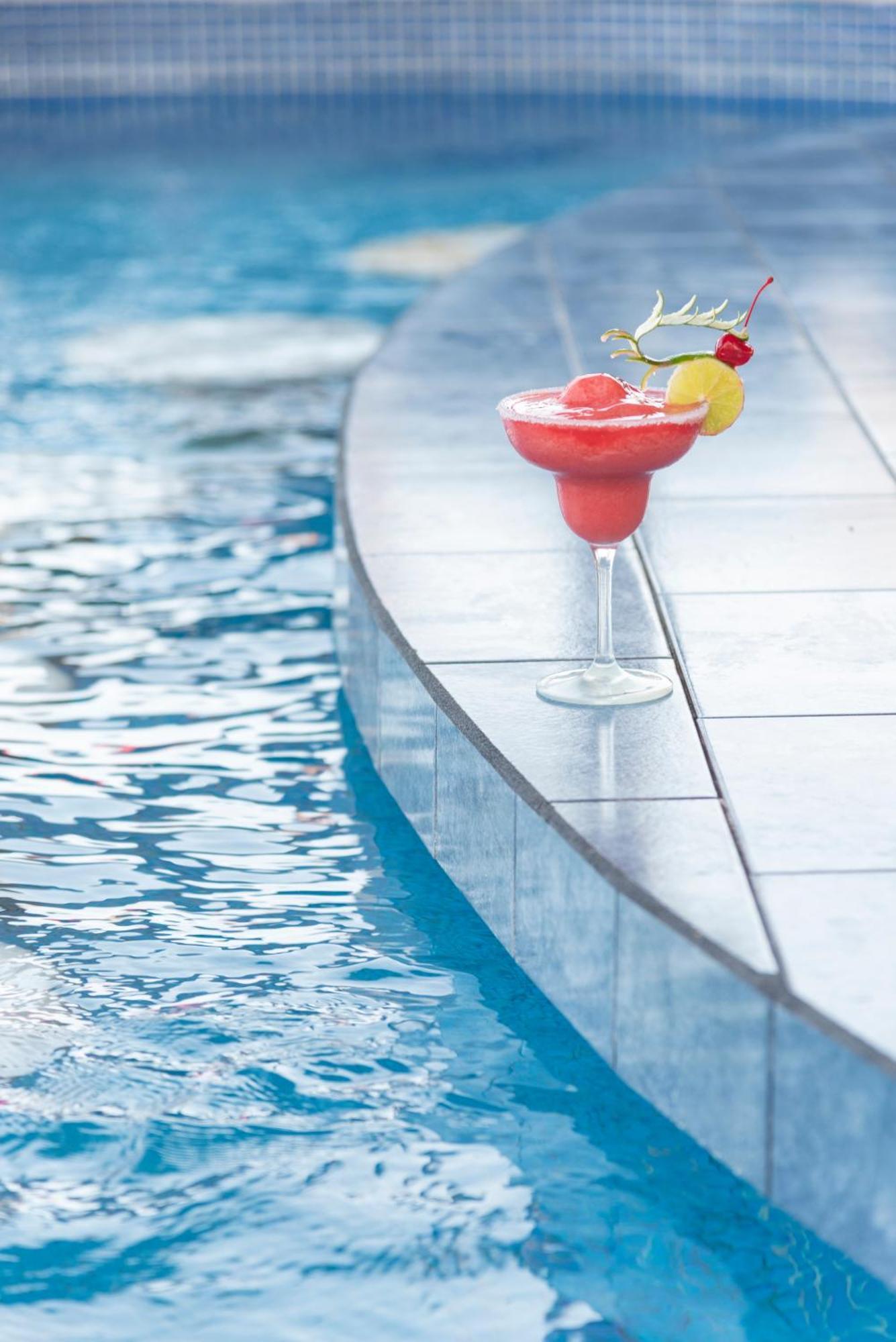 Hotel Cayman Suites Monterrico Kültér fotó