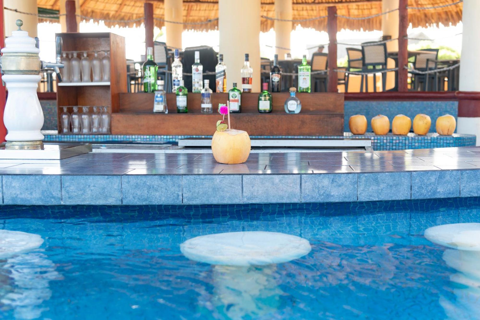 Hotel Cayman Suites Monterrico Kültér fotó